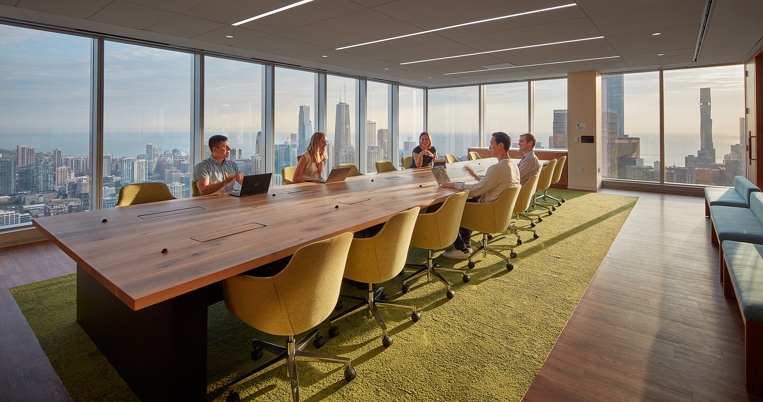 Salesforce Chicago Hospitality Floors Mark Cavagnero